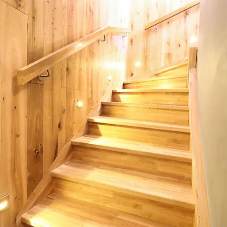 Zellpeak Apartment
