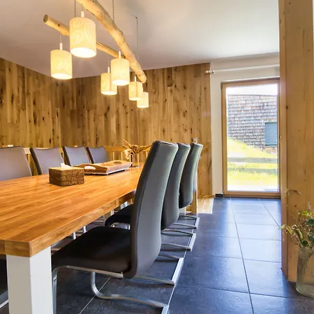 Апартаменты Zellpeak Целль-ам-Зе